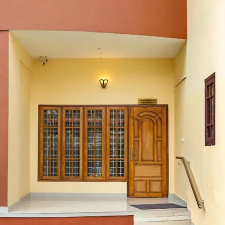 Paradise Inn Kochi Exterior photo